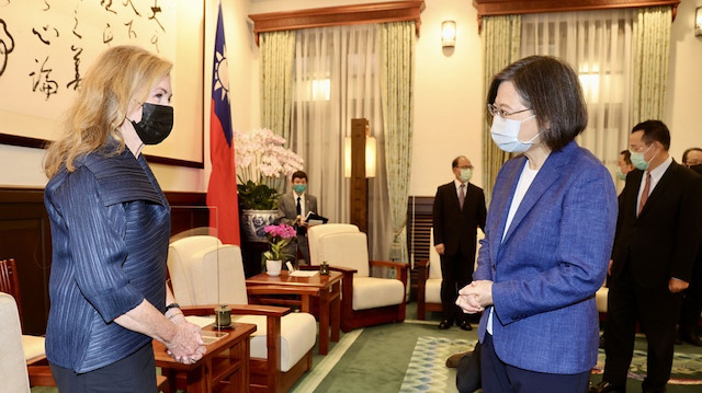 ABD’li Senatör Blackburn ve Tayvan lideri Tsai