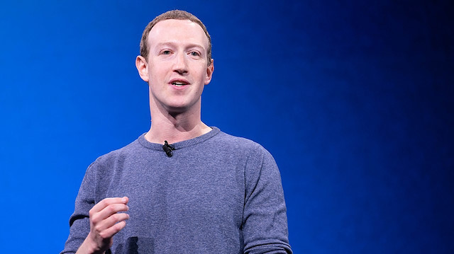 Facebook'un kurucusu Mark Zuckerberg