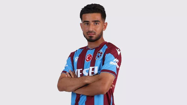 Trabzonspor'un yeni transferi Naci Ünüvar, kulübün hazırladığı video için poz verdi.