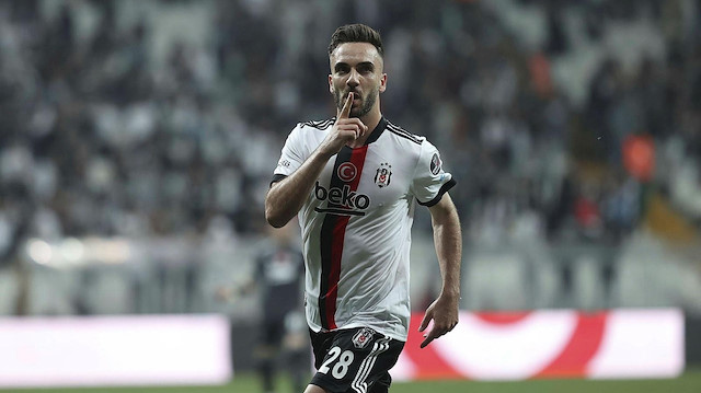 Kenan Karaman, Beşiktaş formasıyla çıktığı 35 maçta 2 gol atıp 2 de asist kaydetti.