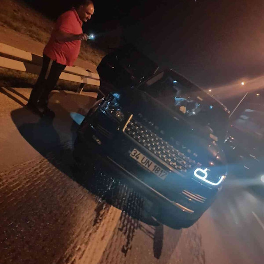 İYİ Parti Genel Başkan Yardımcısı Bahadır Erdem’in makam aracı vatandaşa çarptı: 1 ölü