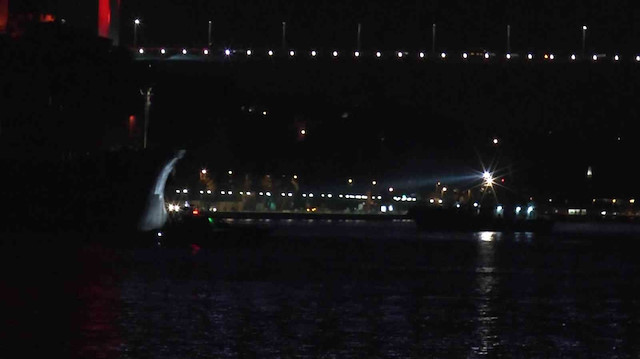 İstanbul Boğazı'nda gemi trafiği yeniden başladı