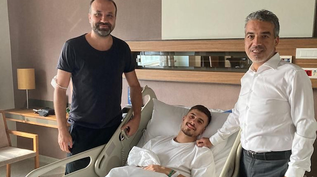 Dorukhan Toköz'ün yaklaşık 6 ay sahalardan uzak kalacağı belirtiliyor.