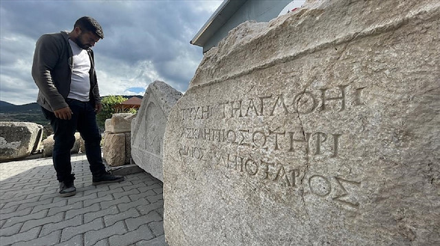Hadrianaupolis'te 'Asklepios' varlığına işaret eden 1800 yıllık yazıt bulundu.