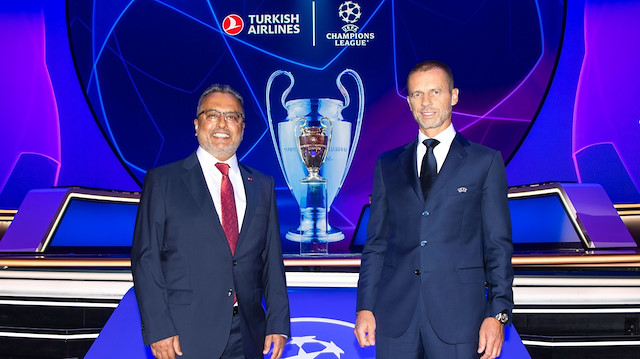 Türk Hava Yolları Yönetim Kurulu ve İcra Komitesi Başkanı Prof. Dr. Ahmet Bolat ve UEFA Başkanı Aleksander Ceferin.