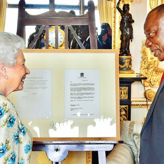 Afrikalılar Kraliçe 2. Elizabeth'e haklarını ‘helal’ etmiyor