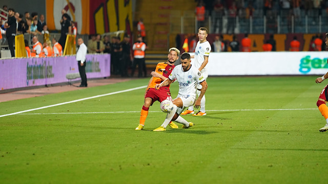 Kasımpaşa-Galatasaray karşılaşmasından bir kare