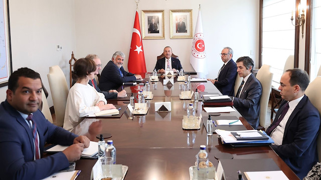 Dışişleri Bakanı Mevlüt Çavuşoğlu görüşmeye ilişkin paylaşımda bulundu.