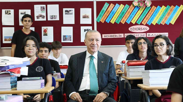 Erdoğan öğrencilerle bir araya geldi