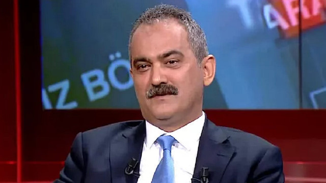 Milli Eğitim Bakanı Mahmut Özer.