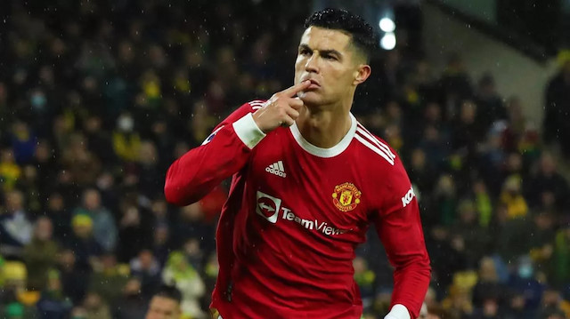 Ronaldo'nun Transfermarkt'taki güncel piyasa değeri 30 milyon euro.