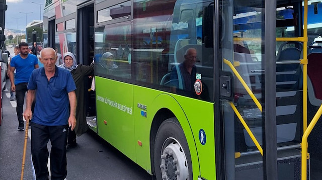 İlk seferini Canik ilçesi ile Ondokuz Mayıs Üniversitesi arasında gerçekleştiren otobüslerin ilk gün 3 bin 431 yolcu taşıdığı bildirildi.