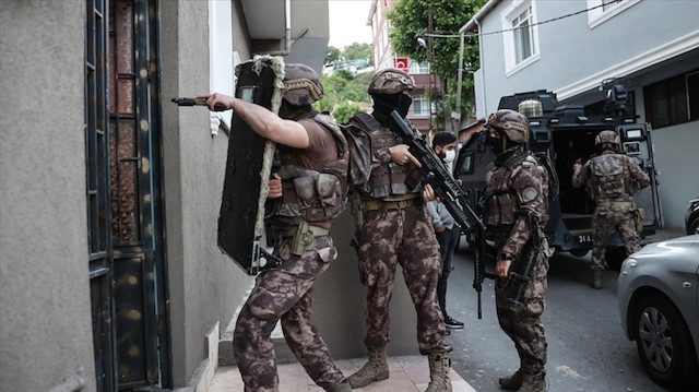 İstanbul'da DEAŞ'a finansal destek sağlayanlara operasyon: 9 gözaltı