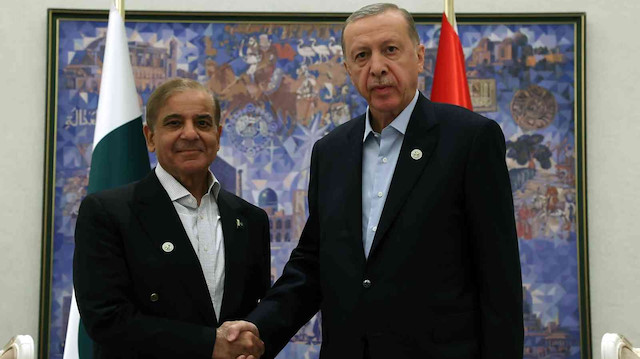 Cumhurbaşkanı Erdoğan Pakistan Başbakanı Şerif’i kabul etti.
