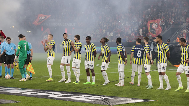 Fenerbahçe, deplasmandan 1 puanla döndü.