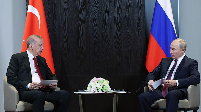 Cumhurbaşkanı Erdoğan, Rusya Devlet Başkanı Putin ile görüştü.