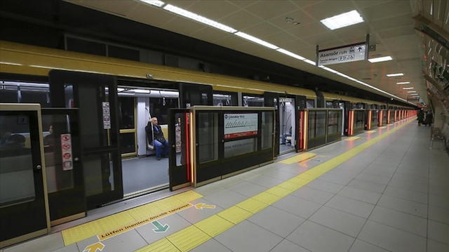 Üsküdar-Çekmeköy metrosu.