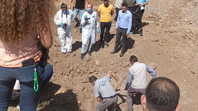 Özel ekip 2 yıl önce kayıp ilanı verilen kadının cesedini toprağa gömülü buldu