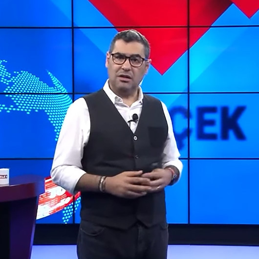 ​Tele1de skandal sözler: Enver Aysever Osmanlı torunu değilim deyip sözde Ermeni soykırımını savundu