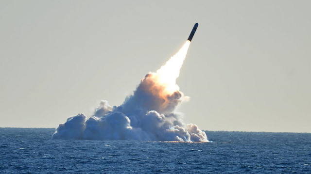 Güney Kore: Kuzey Kore denizaltıdan balistik füze fırlatmaya hazırlanıyor