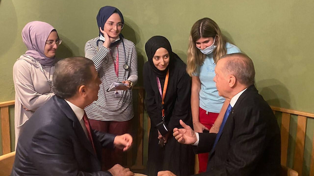 Cumhurbaşkanı Erdoğan'dan Çam Sakura Hastanesi'ne sürpriz ziyaret