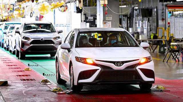 Japon otomobil devi Rusya'da üretimi sonlandırıyor
