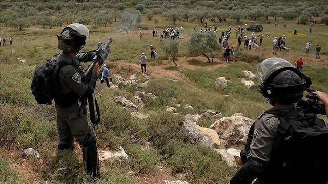 إصابة فلسطينيين اثنين بهجوم لمستوطنين شمالي الضفة