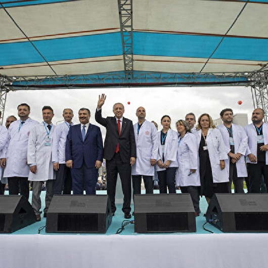 أردوغان يفتتح مدينة "أتليك" الطبية في العاصمة أنقرة