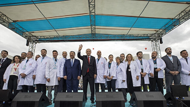 أردوغان يفتتح مدينة "أتليك" الطبية في العاصمة أنقرة