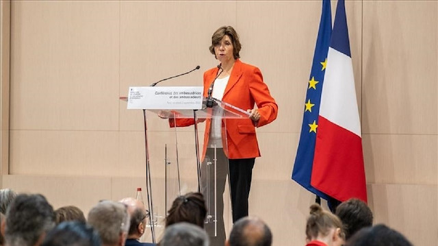 فرنسا تنتقد استفتاءات روسيا في أوكرانيا وتهدد بمزيد من العقوبات
