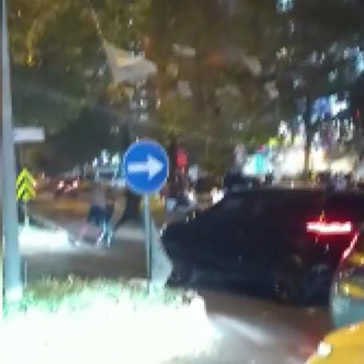 Beylikdüzünde kaza sonrası kavga kamerada