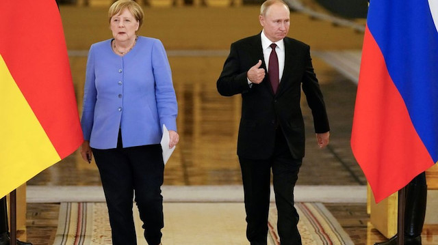 Eski şansölye Merkel sessizliğini bozdu: Putin ciddiye alınmalı