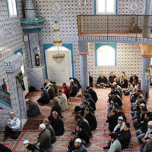 فرنسا تغلق مسجدًا جديدًا