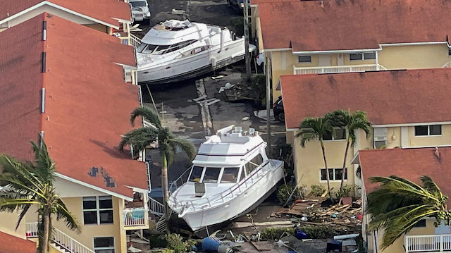 Florida'yı vuran kasırga sonrası korkunç görüntüler: Tekneler sokaklara savruldu timsahlar otoyola çıktı
