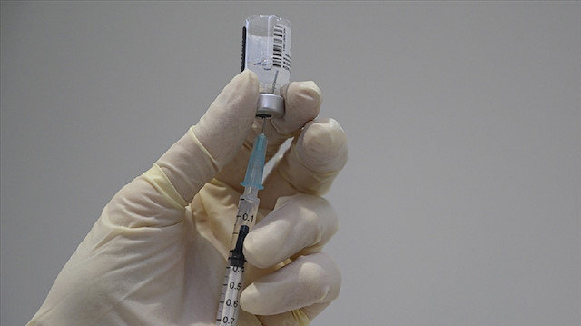 Fransa'da son kullanım tarihi yaklaşan 30 milyon dozdan fazla Kovid-19 aşısı çöpe atılabilir.