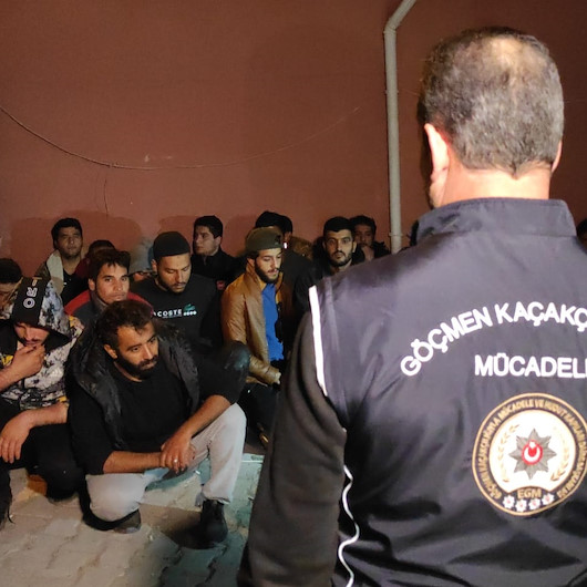 Edirne'de bir evde 29 düzensiz göçmen yakalandı