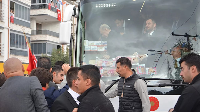 Cumhurbaşkanı Erdoğan'a Balıkesir'de çoskulu karşılama