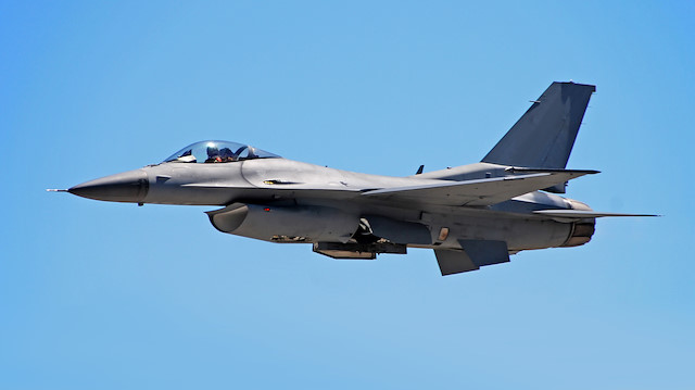 F-16 savaş uçağı (Arşiv)