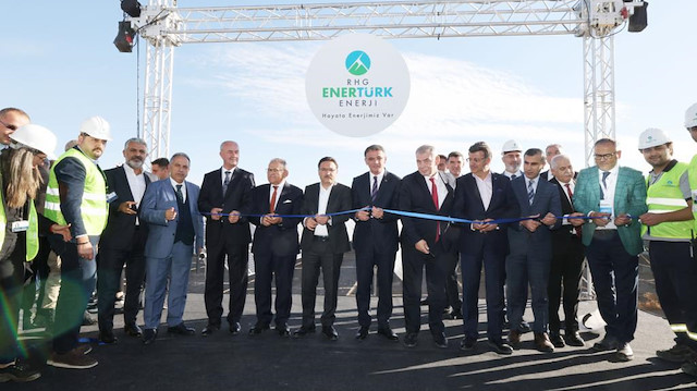 ​Doğu Anadolu’nun güneş takip sistemli en büyük güneş enerji santrali açıldı.