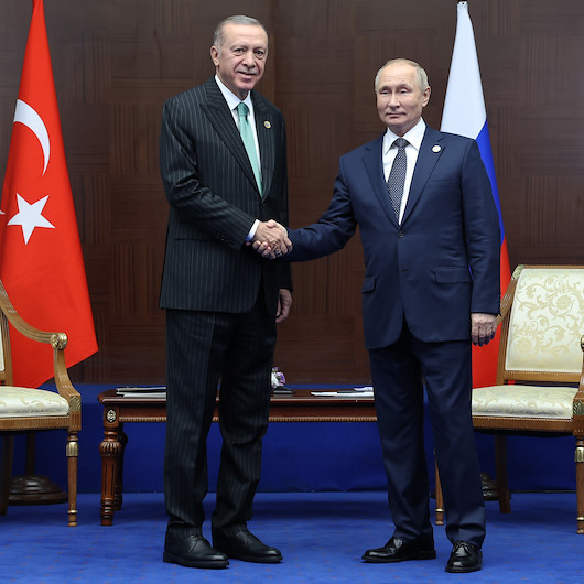 Cumhurbaşkanı Erdoğan Rusya Devlet Başkanı Putin ile Astana'da bir araya geldi