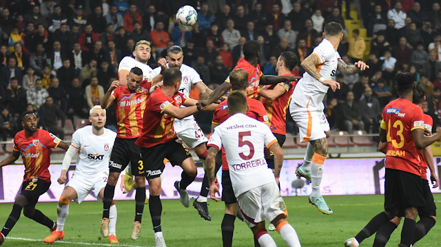 Galatasaray - Kayserispor maçından pozisyon