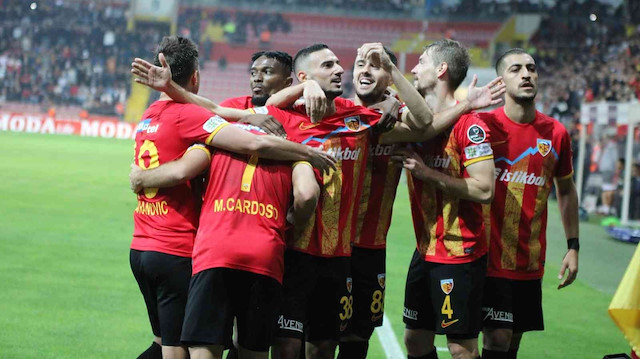 Kayserisporlu oyuncuların gol sevinçleri