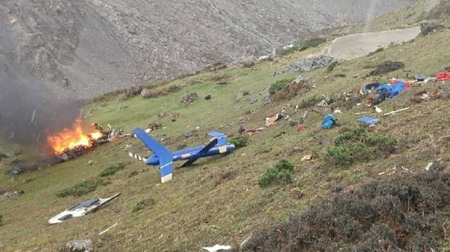 Hindistan’da helikopter düştü: 6 ölü