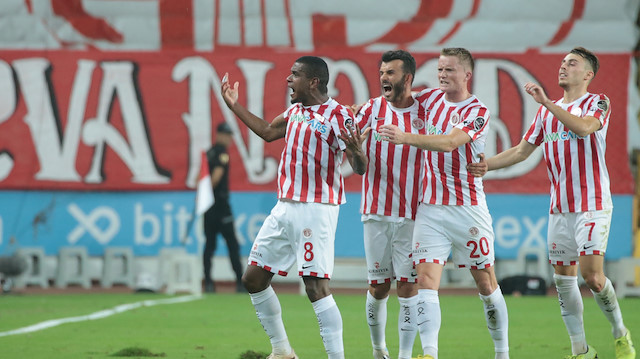 Antalyaspor 2-1 İstanbulspor