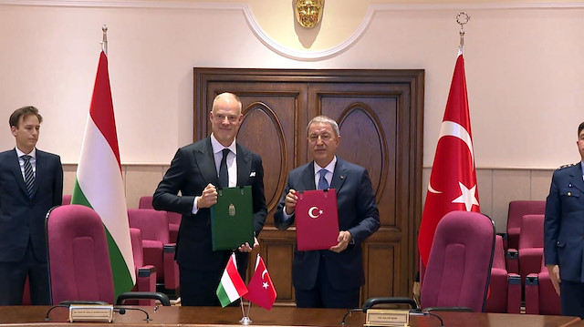 Türkiye ve Macaristan arasında 'Askeri Çerçeve Anlaşması' imzalandı.
