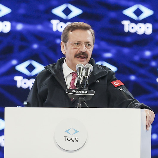 TOBB Başkanı Rifat Hisarcıklıoğlu'ndan 'TOGG'u satamazsınız' diyenlere yanıt: Milletimizin huzurunda söz veriyorum tüm dünyaya satacağız