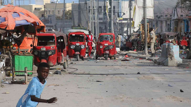 Somali’de bakanlığa bombalı saldırı: 100 ölü 300 yaralı var