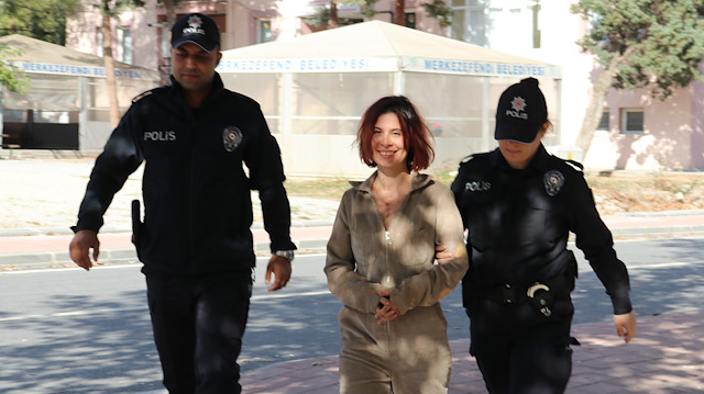 Denizli'deki belediye çalışanı arkadaşlarını kezzapla yaralayan kadın tutuklandı.