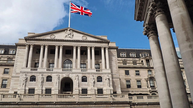 İngiltere Merkez Bankası'ndan son 33 yılın en yüksek faiz artırımı