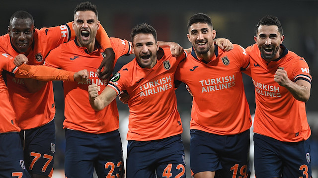 Başakşehir 3-0 Hearts
